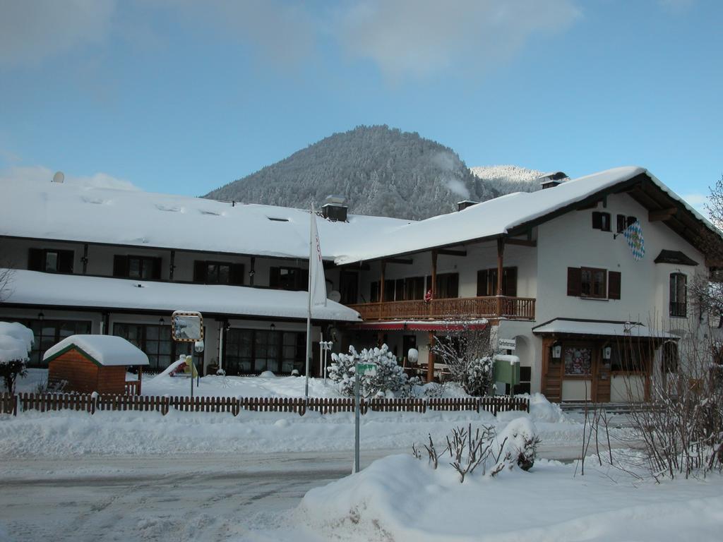 Hotel-Restaurant Zum Hirschhaus Inklusiv Chiemgaukarte Ruhpolding Esterno foto