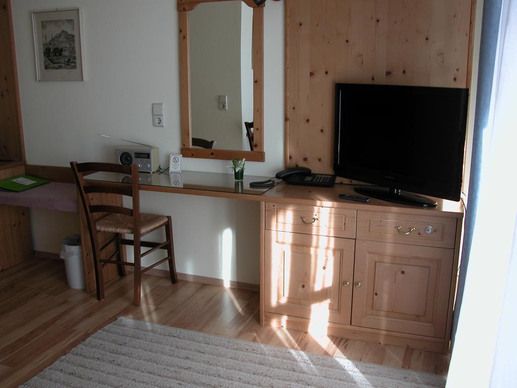 Hotel-Restaurant Zum Hirschhaus Inklusiv Chiemgaukarte Ruhpolding Esterno foto