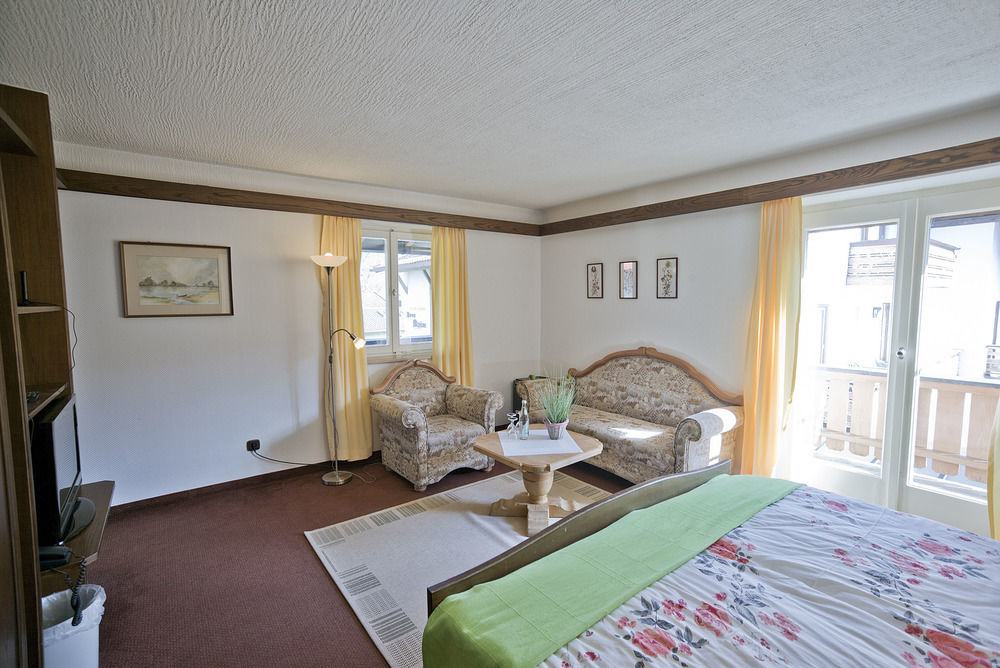 Hotel-Restaurant Zum Hirschhaus Inklusiv Chiemgaukarte Ruhpolding Esterno foto